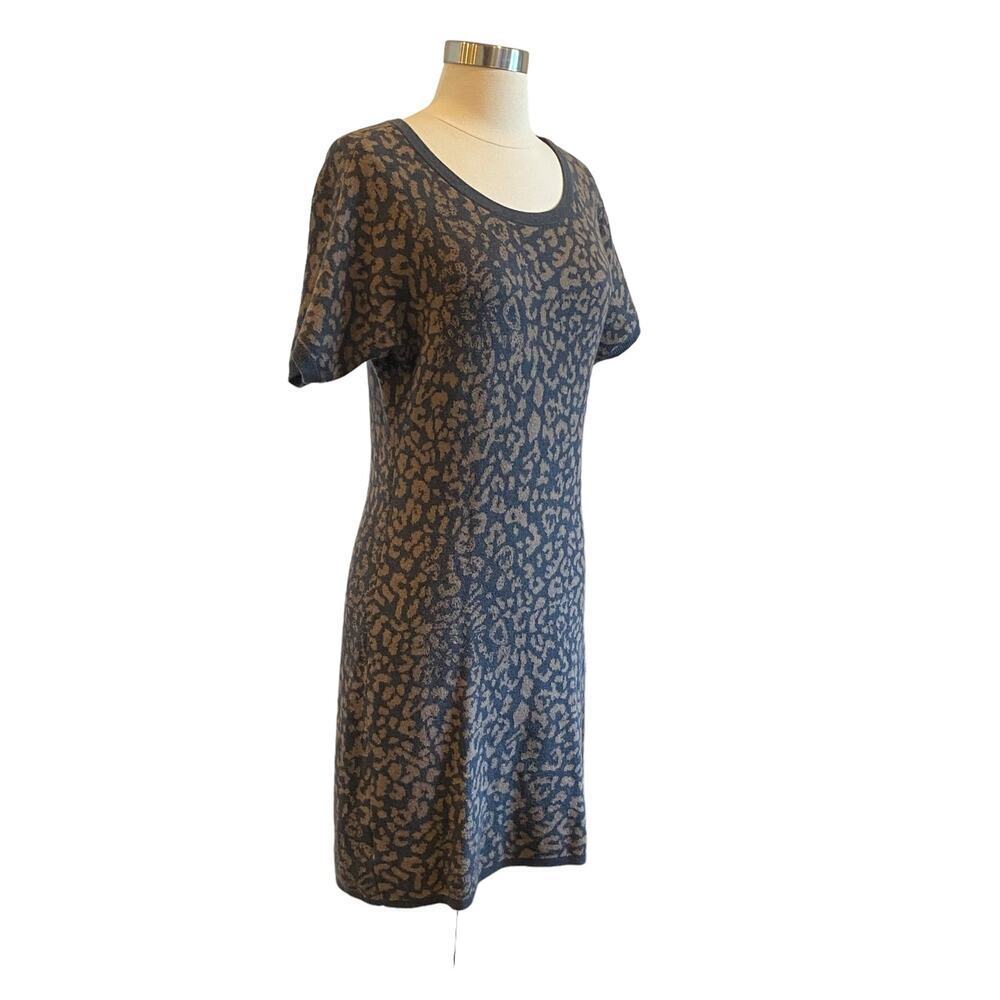 Ann Taylor Loft Leopard Animal Print Short Dolman Sleeve Sweater Dress - Picture 8 of 12